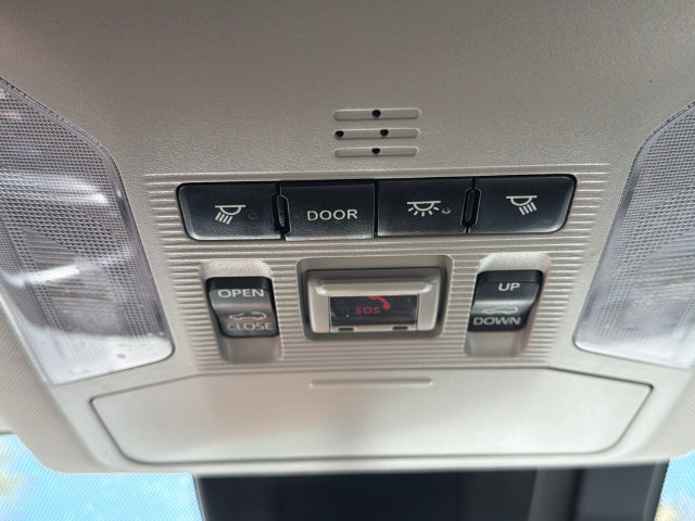 Used 2021 Toyota RAV4 XLE Premium AWD/4WD image 25
