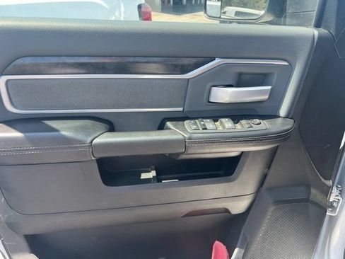 Used 2022 RAM 2500 Big Horn AWD/4WD image 29