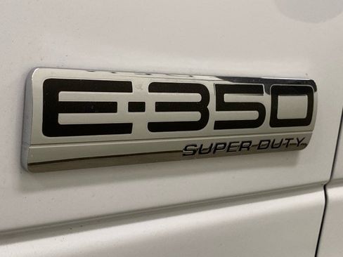 New 2025 Ford E-350 and Econoline 350 Super Duty w/ Power Equipment Group RWD image 9