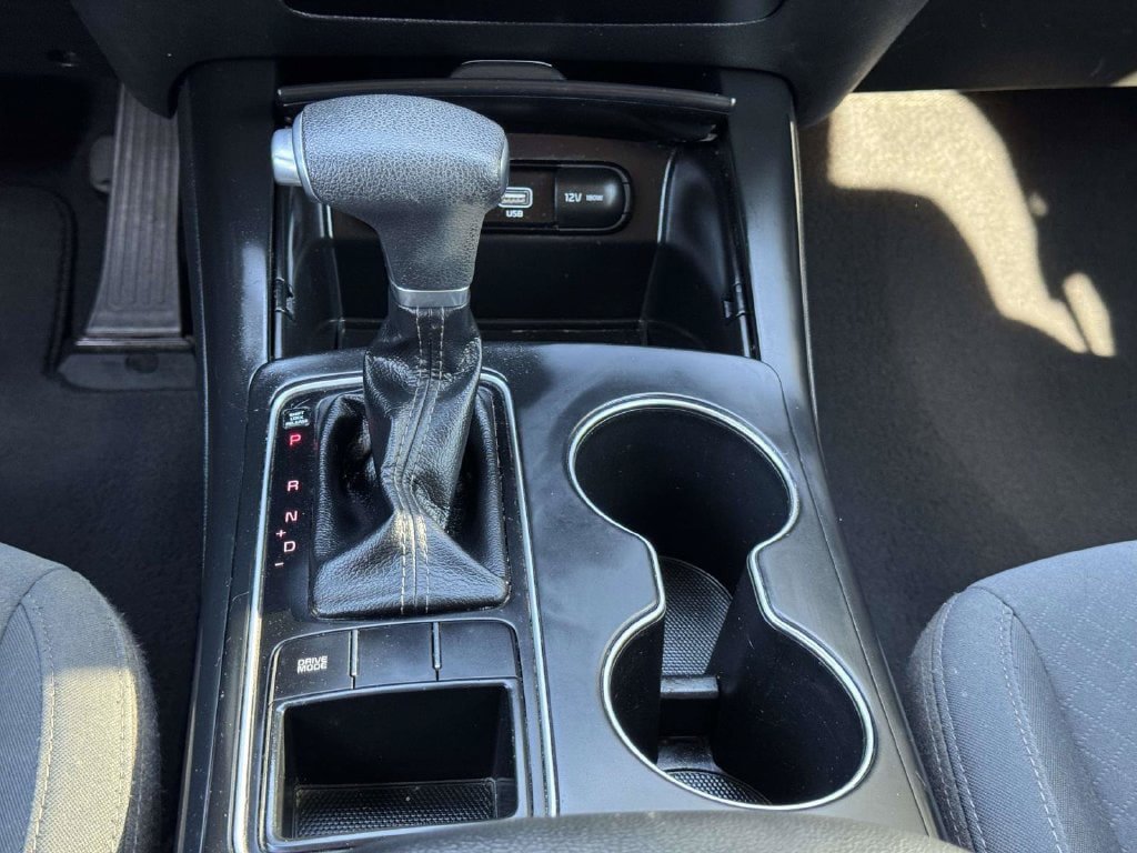 Used 2019 Kia Sorento FWD image 8