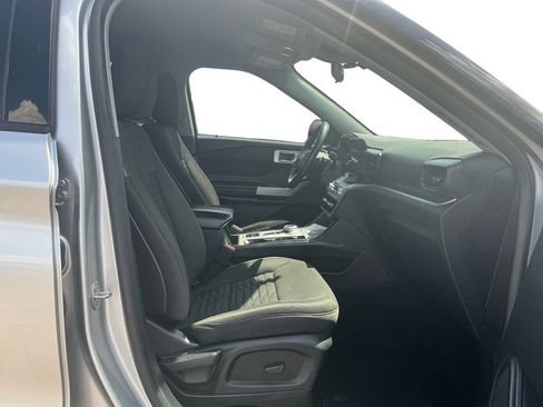 Certified 2020 Ford Explorer XLT RWD image 22