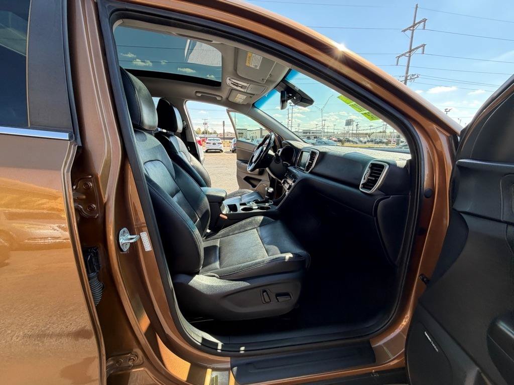 Used 2017 Kia Sportage EX w/ EX Technology Package FWD image 27