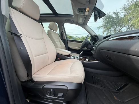 Used 2017 BMW X3 sDrive28i RWD image 13