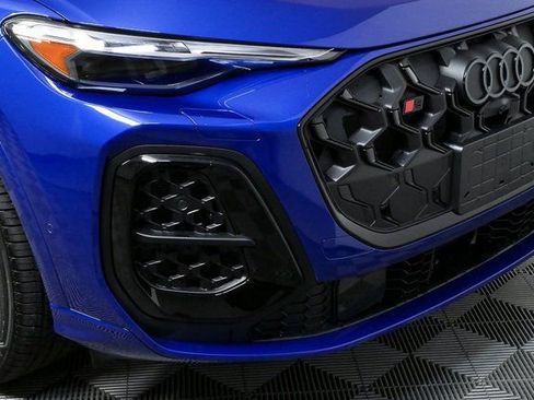 New 2025 Audi SQ5 Premium Plus image 39