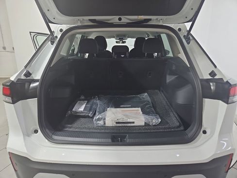 New 2026 Volkswagen Tiguan S image 21