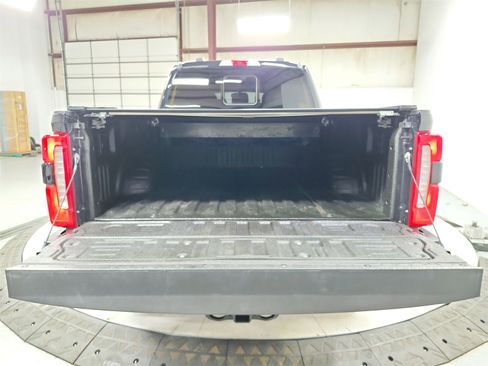 Used 2024 Ford F250 Lariat w/ Chrome Package image 49