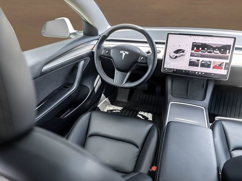 Used 2023 Tesla Model 3 Standard Range RWD image 24