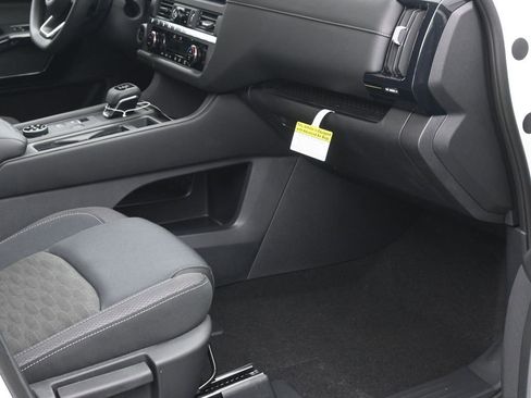 New 2026 Nissan Pathfinder S AWD/4WD image 7