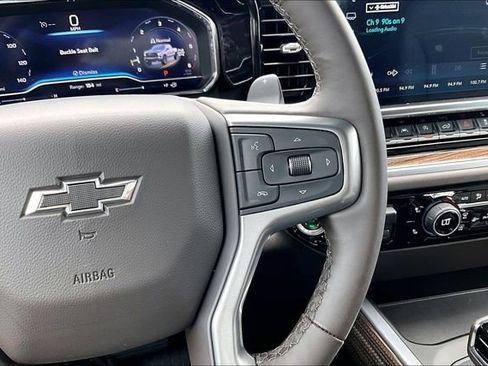 Used 2025 Chevrolet Silverado 1500 LT Trail Boss AWD/4WD image 10