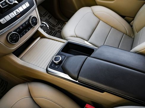 Used 2013 Mercedes-Benz ML 350 2WD image 21