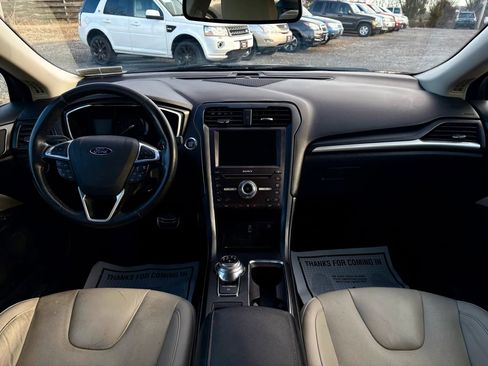 Used 2017 Ford Fusion Titanium image 25