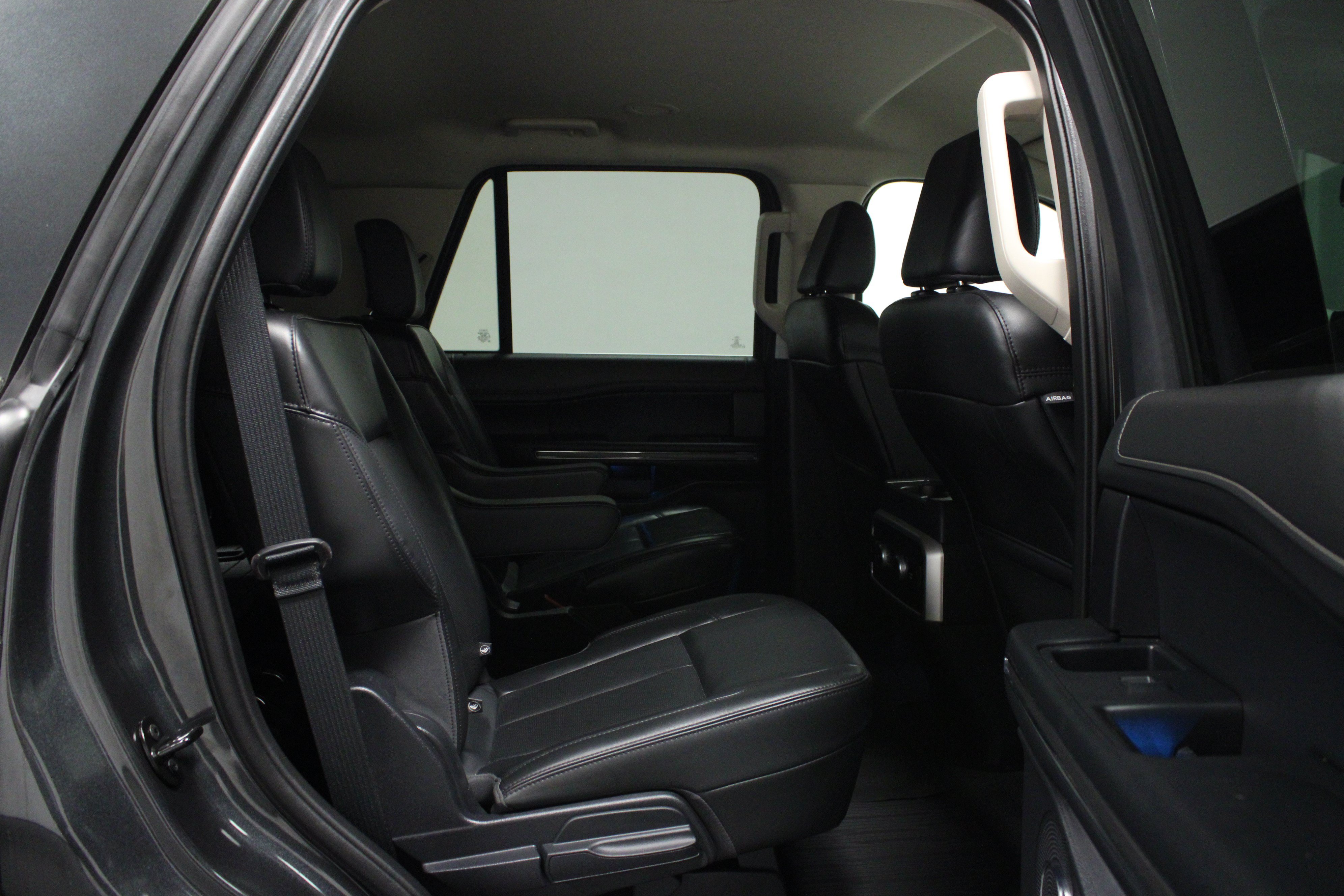 Used 2023 Ford Expedition XLT AWD/4WD image 15