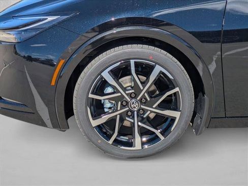 New 2026 Toyota Prius Plug-In Hybrid image 10