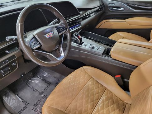 Certified 2021 Cadillac Escalade Sport AWD/4WD image 37