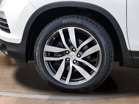 Used 2016 Honda Pilot Elite image 8