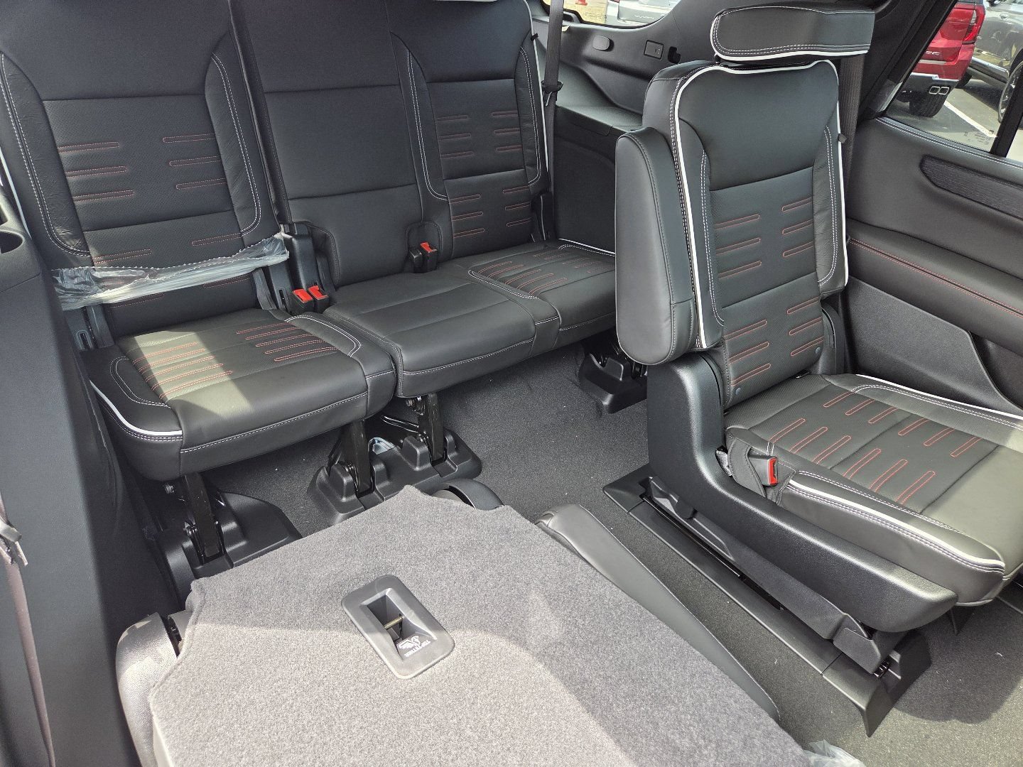 New 2026 GMC Yukon AT4 Ultimate AWD/4WD image 27