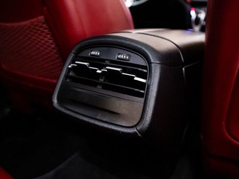 Used 2018 Maserati Ghibli S Q4 AWD/4WD image 17