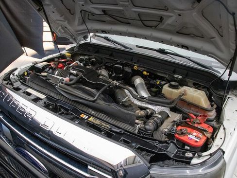 Used 2015 Ford F350 Lariat w/ Lariat Ultimate Package image 28