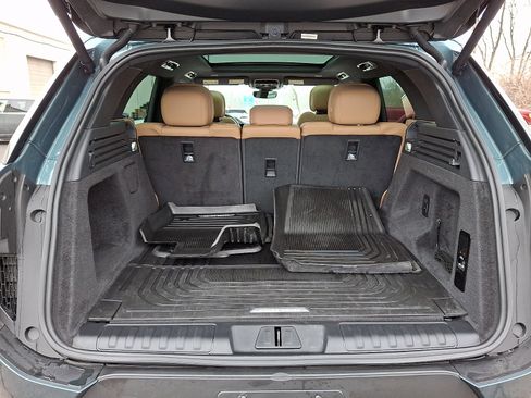 Used 2024 Land Rover Range Rover Sport SE image 28