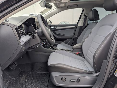 New 2026 Volkswagen Jetta SE image 12
