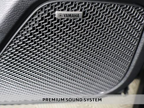 New 2026 Mitsubishi Outlander SE image 4