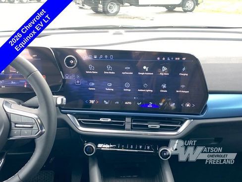 New 2026 Chevrolet Equinox EV LT image 18