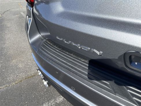 Used 2022 GMC Yukon Denali w/ Advanced Technology Package image 7