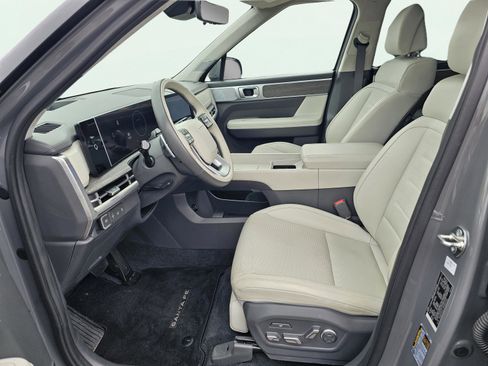 Used 2024 Hyundai Santa Fe Calligraphy FWD image 16