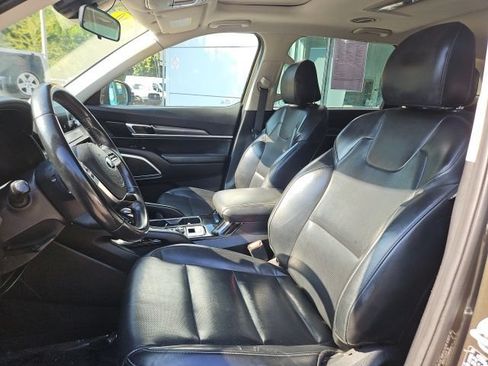 Used 2020 Kia Telluride S FWD image 17