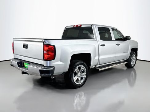 Used 2018 Chevrolet Silverado 1500 Custom w/ Custom Value Package RWD image 10