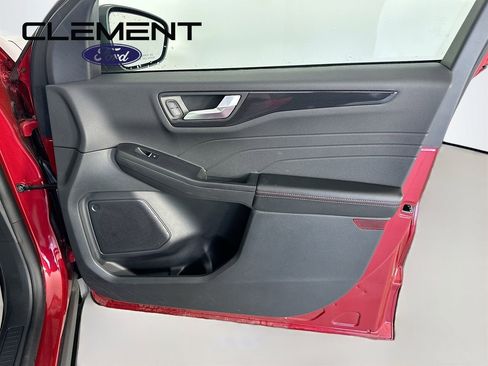 New 2025 Ford Escape ST-Line w/ Cold Weather Package image 32