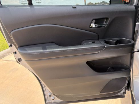 Used 2017 Honda Pilot Elite image 24