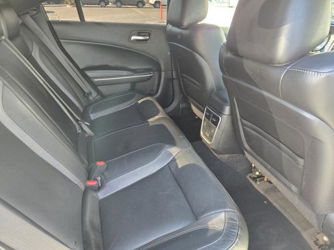 Certified 2022 Dodge Charger SXT w/ Leather Interior Group image 28