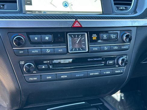 Used 2018 Genesis G80 3.3T Sport image 34