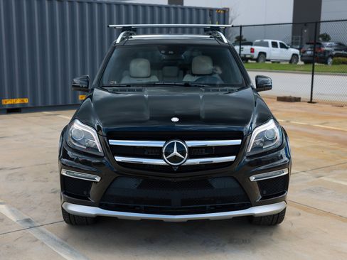 Used 2015 Mercedes-Benz GL 63 AMG 4MATIC image 24