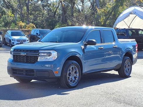 Used 2022 Ford Maverick XLT image 3