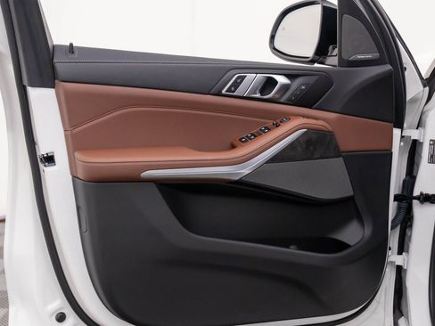 Certified 2023 BMW X5 xDrive40i w/ M Sport Package image 13