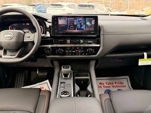 New 2026 Nissan Pathfinder Platinum w/ Cargo Package image 27