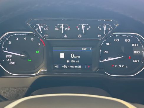 Used 2019 GMC Sierra 1500 SLT w/ SLT Premium Plus Package AWD/4WD image 39