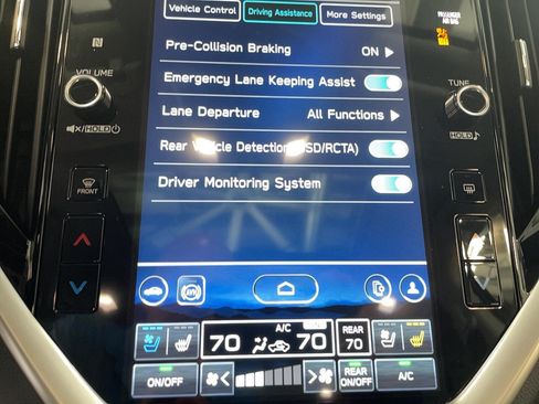 Used 2025 Subaru Ascent Touring AWD/4WD image 10