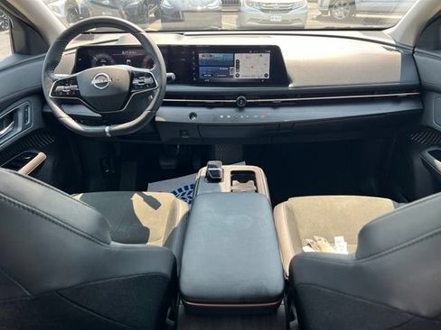 Used 2023 Nissan Ariya FWD image 10