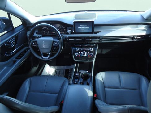 Used 2021 Lincoln Corsair Standard w/ Equipment Group 101A image 15