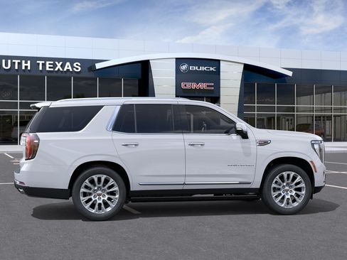 New 2026 GMC Yukon Denali w/ Denali Reserve Package RWD image 5