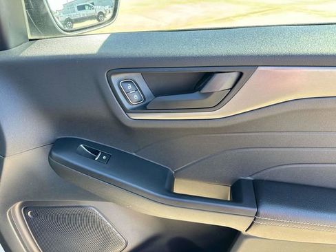 Used 2023 Ford Escape Active w/ Cold Weather Package image 17