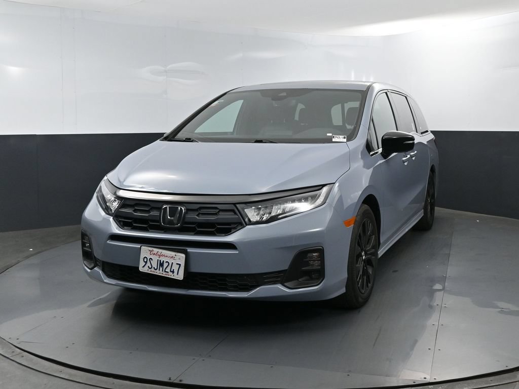 Used 2025 Honda Odyssey Sport-L image 2