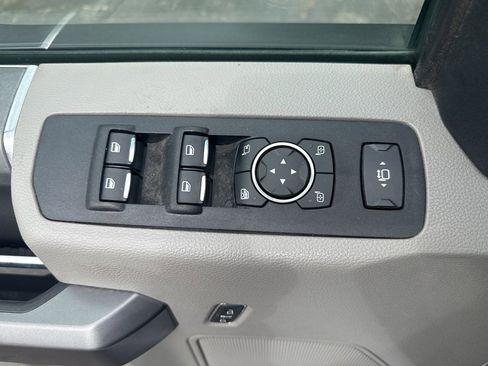 Used 2021 Ford F250 XLT w/ XLT Premium Package image 20