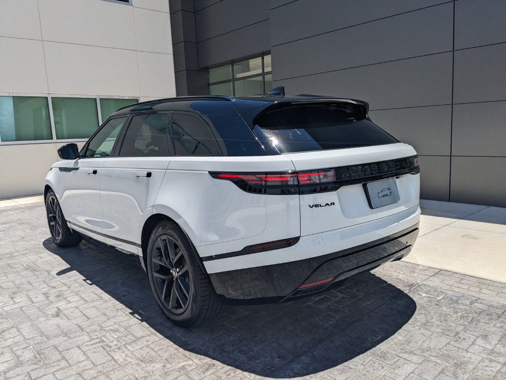 New 2025 Land Rover Range Rover Velar Dynamic SE AWD/4WD image 4
