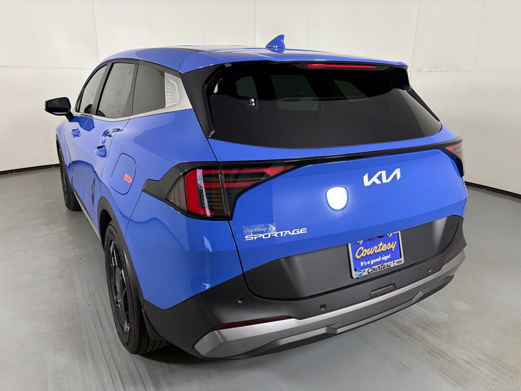 New 2026 Kia Sportage EX FWD image 6
