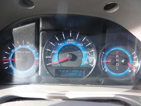 Used 2012 Ford Fusion SEL image 45