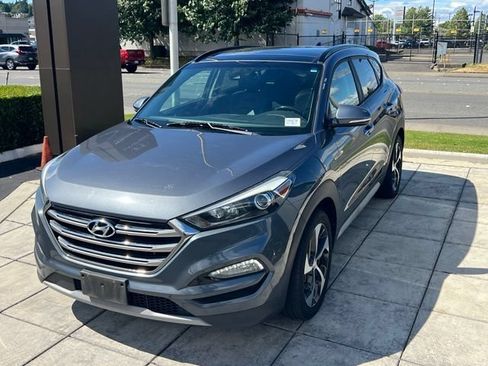 Used 2018 Hyundai Tucson Limited w/ Ultimate Package 02 AWD/4WD image 3